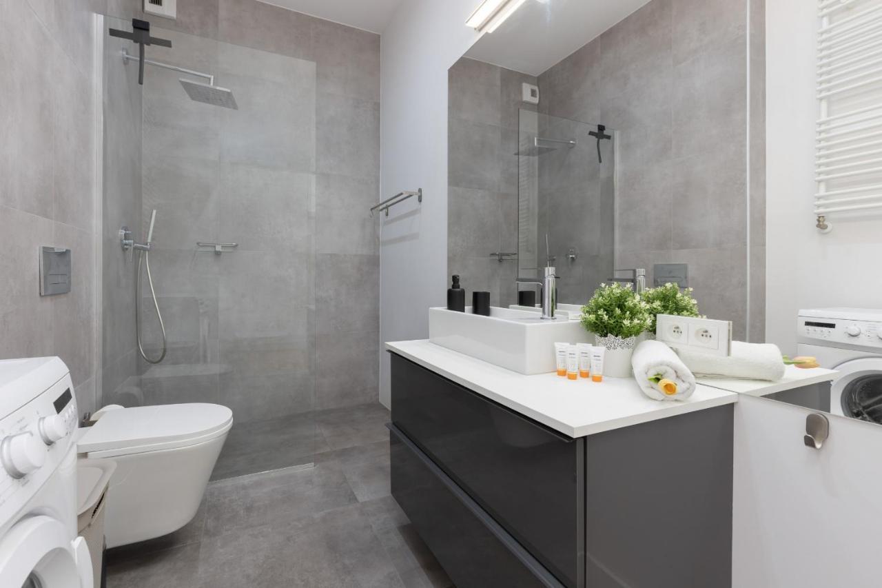 Jurajska Unique By Renters Apartment *